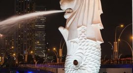 Patung Merlion dibuat oleh pematung Singapura, Lim Nang Seng, dan dirancang pematung Australia James Martin. (Instagram.com/@infoikondunia)