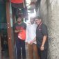 Sahabat Ganjar beri bantuan untuk warga Kampung Sidamukti, Sukamaju, Cilodong, Depok. (Dok. Sahabat Ganjar)
