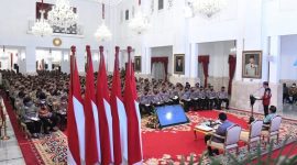 Presiden Jokowi memberikan arahan kepada jajaran Polri. (Dok. Setkab.go.id) 