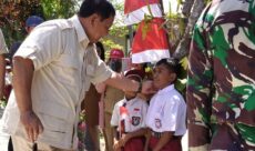 Menhan Prabowo Subianto Dorong Anak-anak Muda di Pulau Moa Maluku Barat Daya Masuk Unhan RI