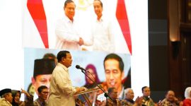 Capres Koalisi Indonesia Maju (KIM) Prabowo Subianto menghadiri Seminar Nasional Kebangsaan Bersama 1000 Guru, Rektor & Cendekiawan di Jakarta. (Dok. Tim Media Prabowo) 
