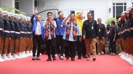 Ketua Umum Partai Gerindra Prabowo Subianto bersama Wali Kota Surakarta Gibran Rakabuming. (Instagram.com/@prabowo)