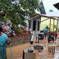 Banjir Kota Padang telah surut, warga bersama tim gabungan melakukan pembersihan lingkungan. (Dok. BPBD Kota Padang)

